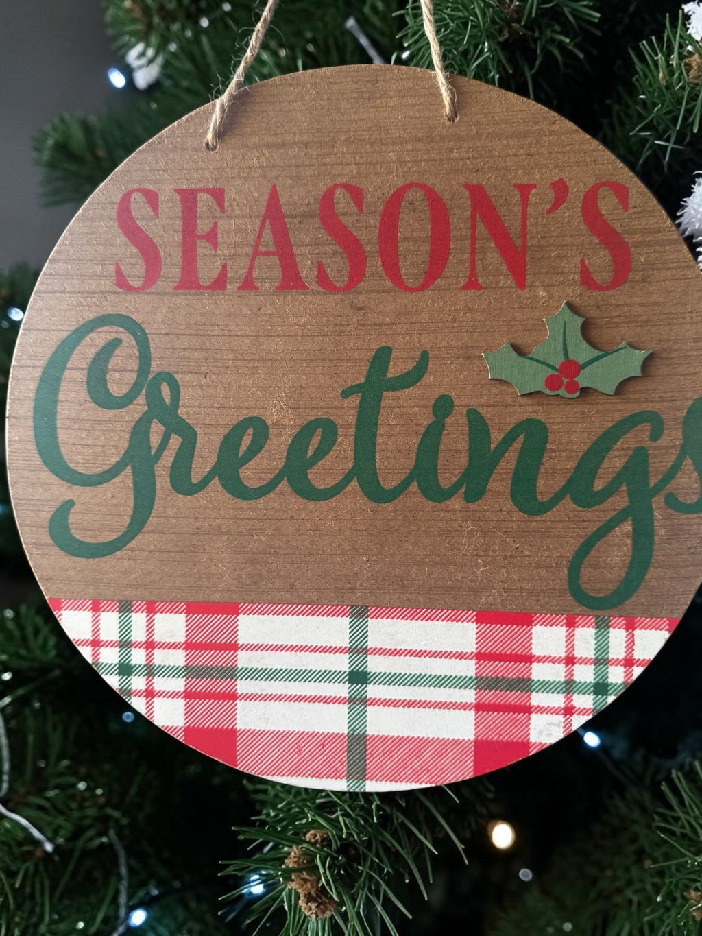 Round Wooden Season's Greetings Holiday Wall Hanging Sign