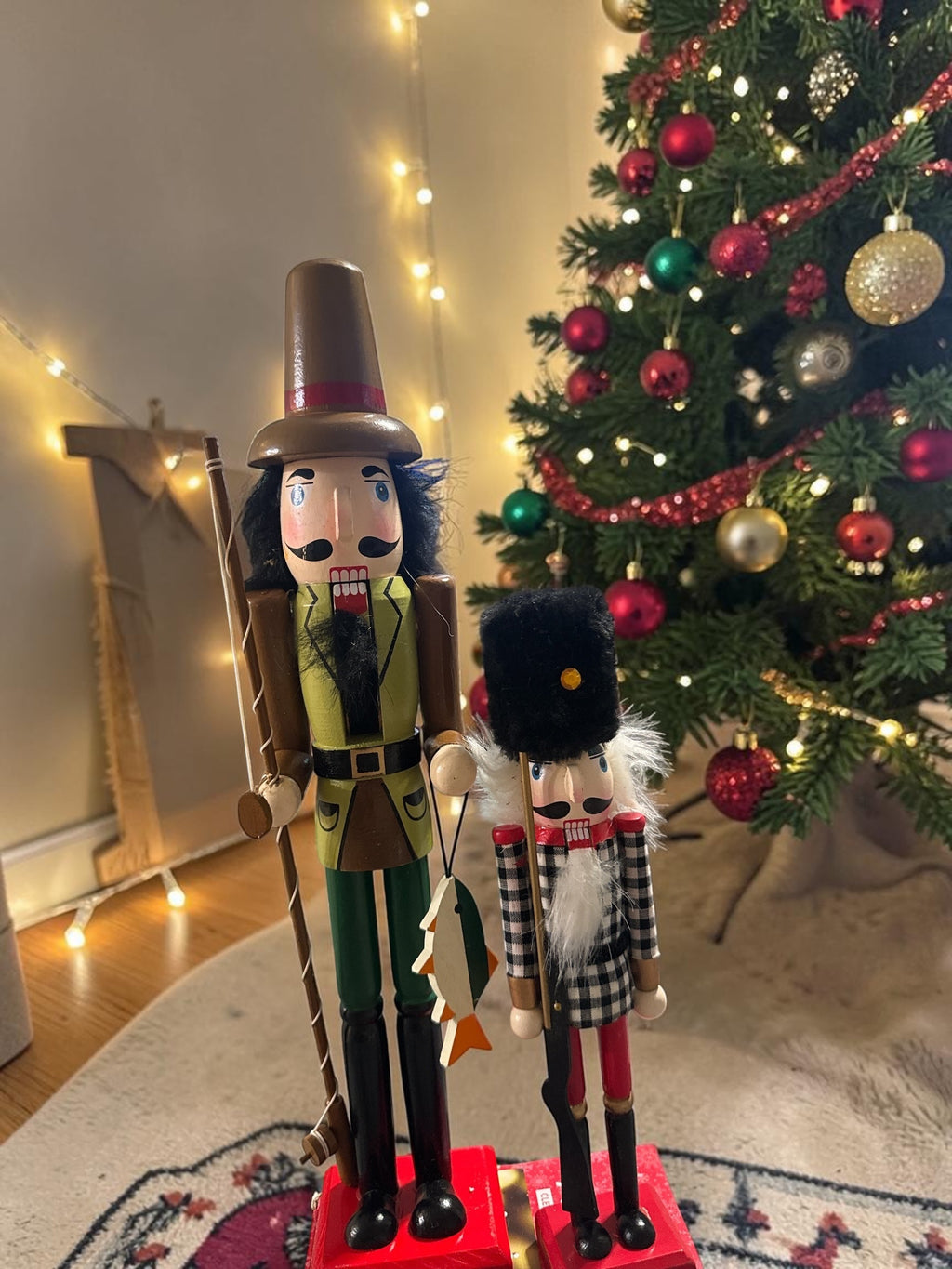 Traditional Decorative Holiday Nutcracker Soldier Figurine